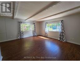 926 Brebeuf Road, Midland, ON L4R4K4 Photo 11