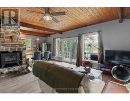 1255 Ross Lake Road, Dysart Et Al, ON K0M1S0 Photo 9