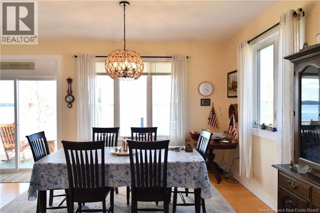 225 North Road - 5