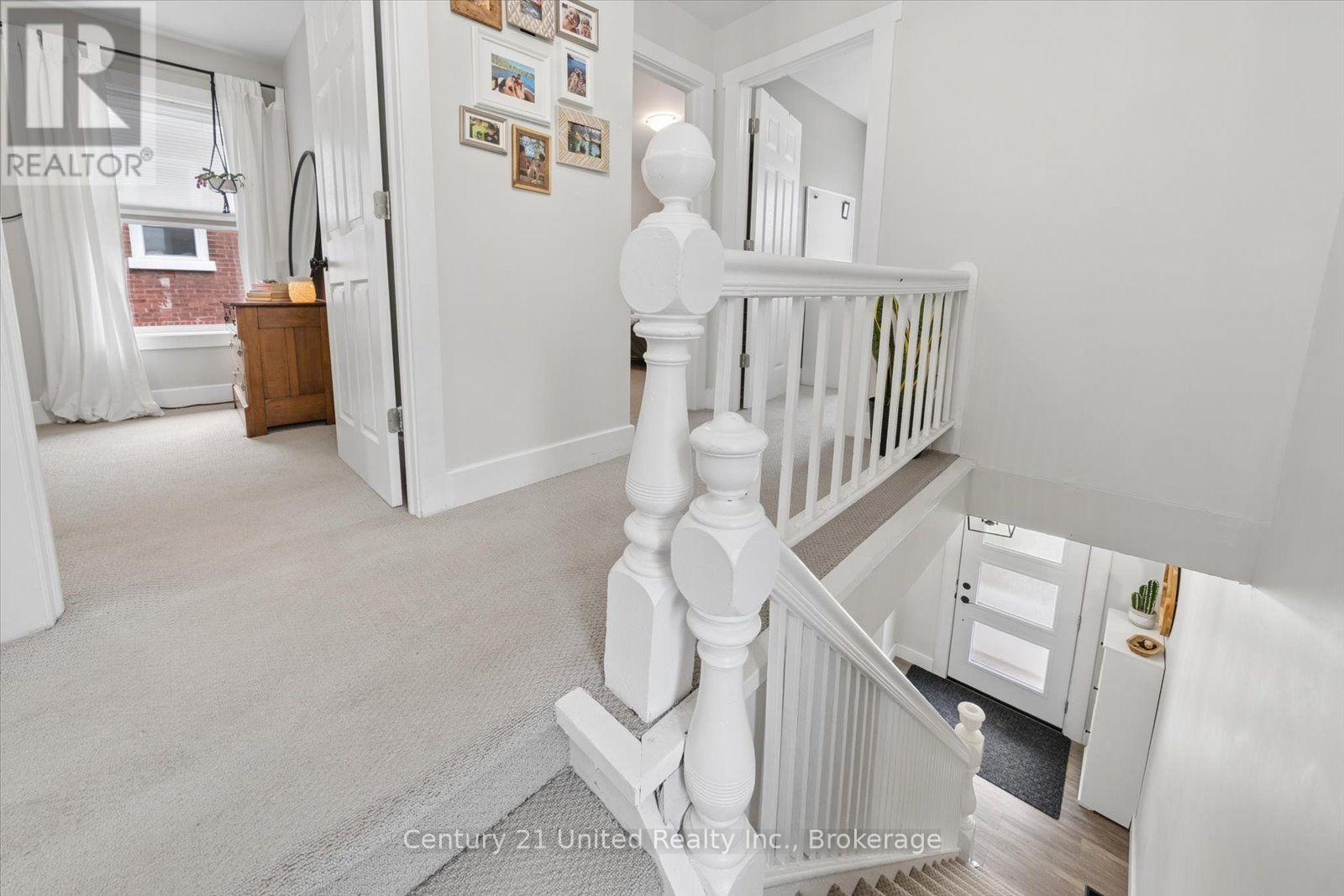 555 ROMAINE STREET - 23