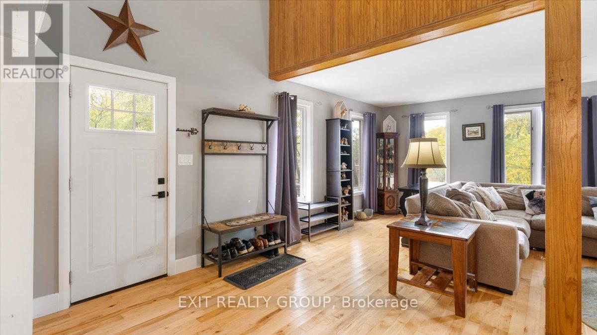 44 HILLCREST DRIVE, Quinte West (Murray Ward) — photo 4