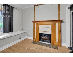 Bathroom - Main & Lower - 182 Mutual Street, Toronto, ON M5B2B3 Photo 6