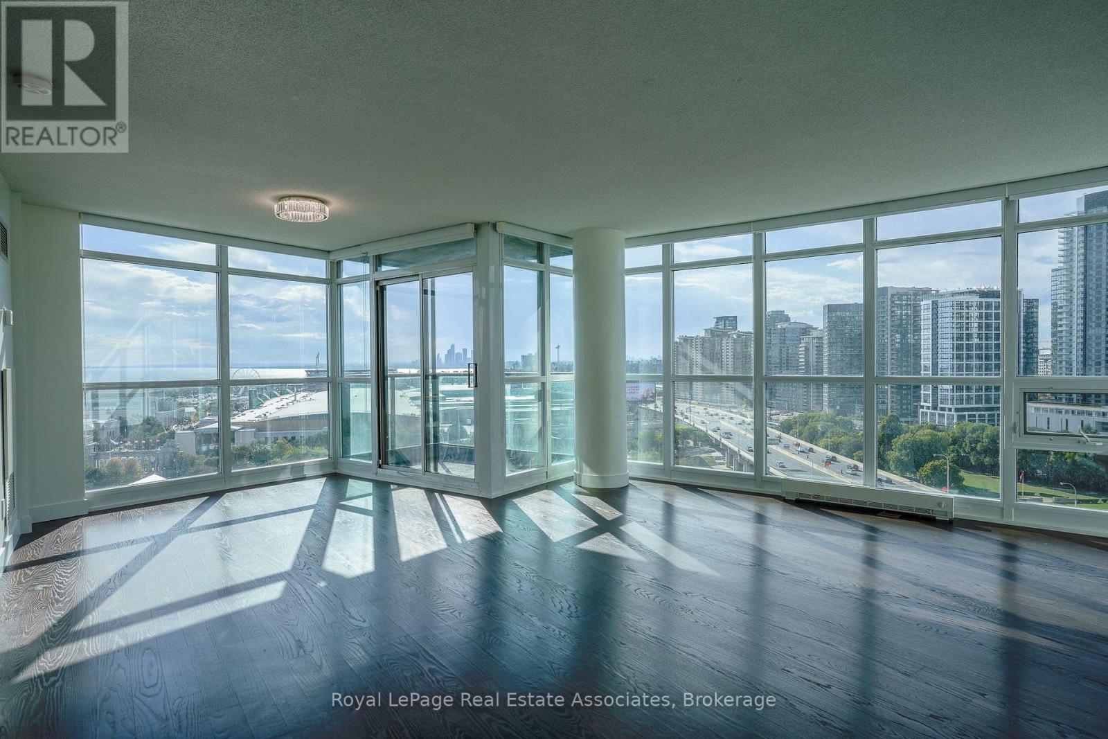 1904 - 231 FORT YORK BOULEVARD, Toronto (Niagara) — photo 6