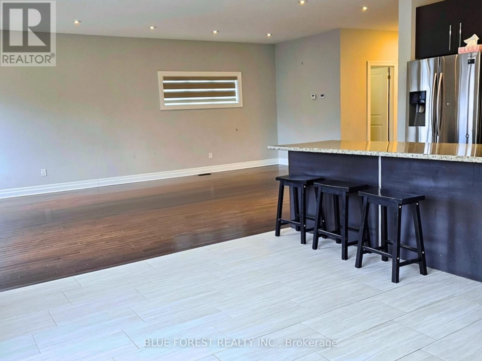 23 - 2587 SHEFFIELD BOULEVARD, London South (South U) — photo 4