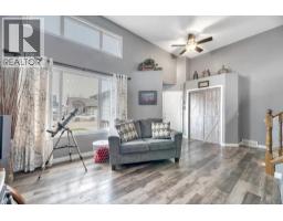 156 Aspen Creek Crescent - photo 8