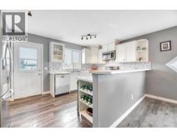 156 Aspen Creek Crescent - photo 16