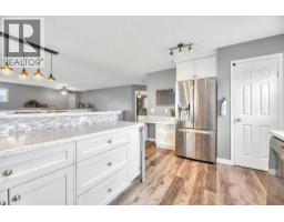 156 Aspen Creek Crescent - photo 18