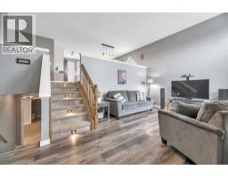 156 Aspen Creek Crescent - photo 7