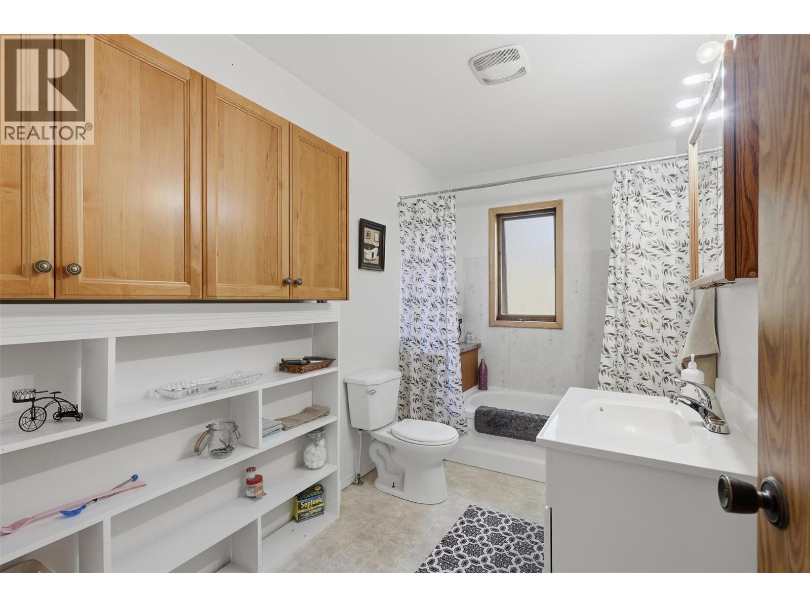 6732 Paxton Valley Road - 16