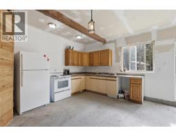 6732 Paxton Valley Road, Falkland, BC V0E1W1 Photo 29