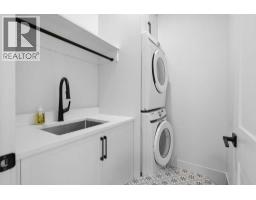 136 10 Avenue NW - photo 25