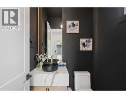 136 10 Avenue NW - photo 14