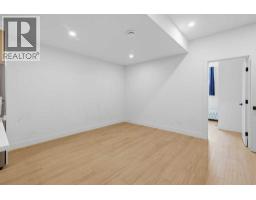 136 10 Avenue NW - photo 30