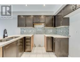 Kitchen - 45 Palomino Place, Whitby, ON L1R2V5 Photo 11