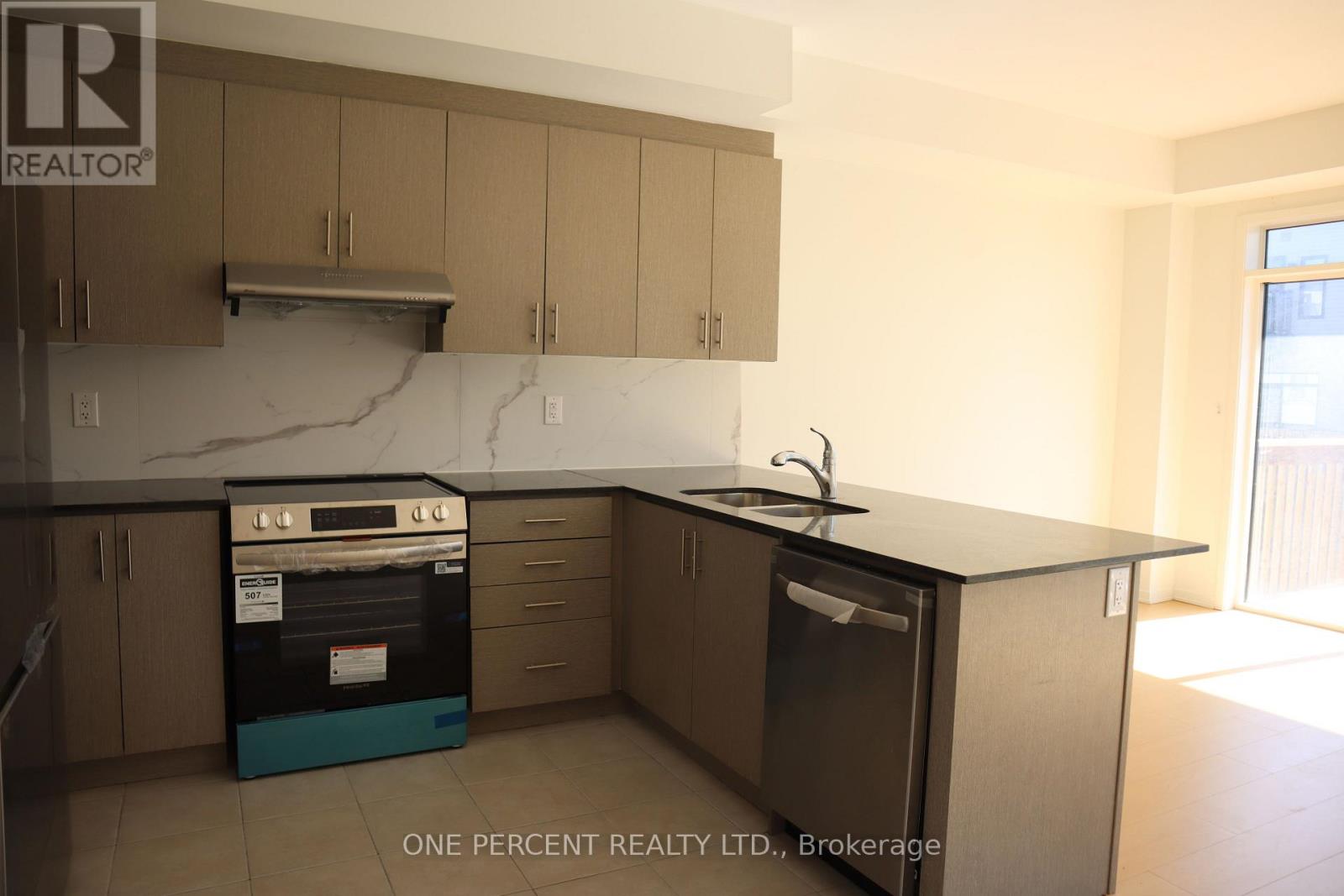 743 STANSTEAD PATH, Oshawa (Samac) — photo 11
