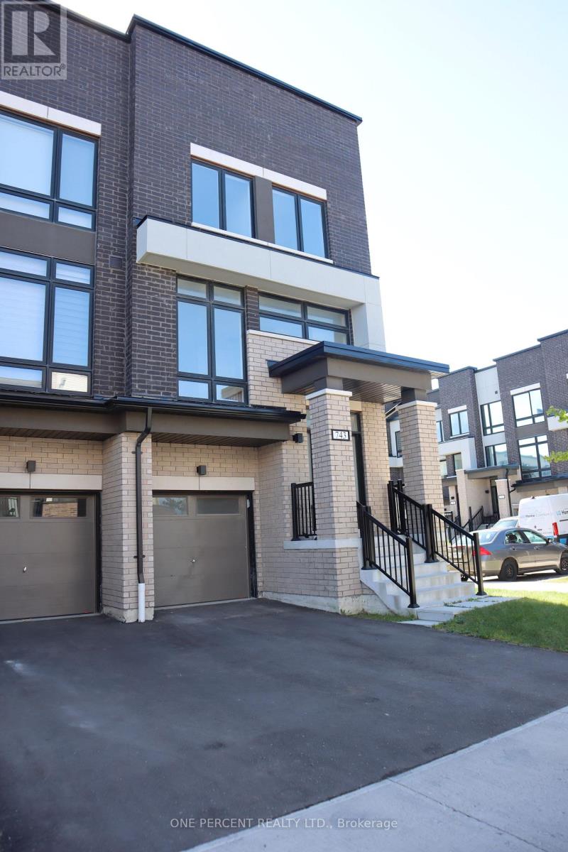 743 Stanstead Path, Oshawa (Samac), Ontario, L1K3G4, Oshawa (Samac), Ontario — photo 2 of 5