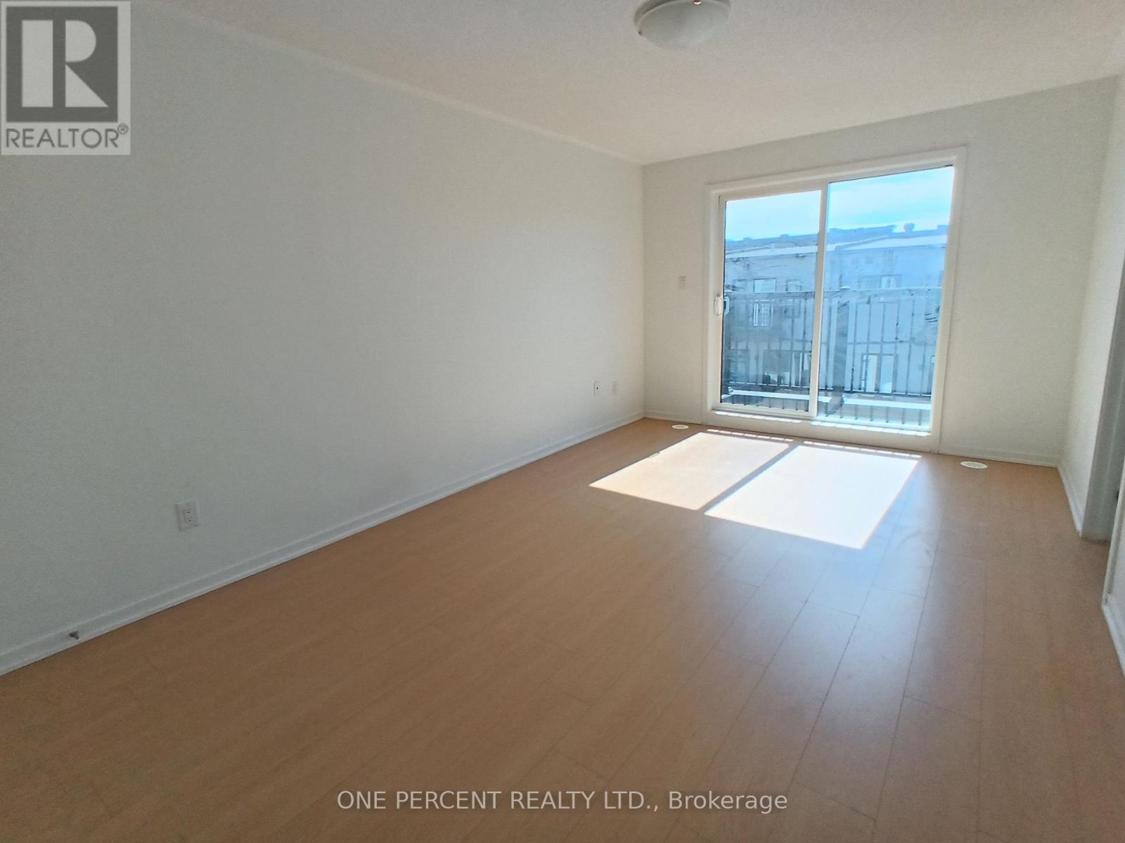 743 STANSTEAD PATH - 21