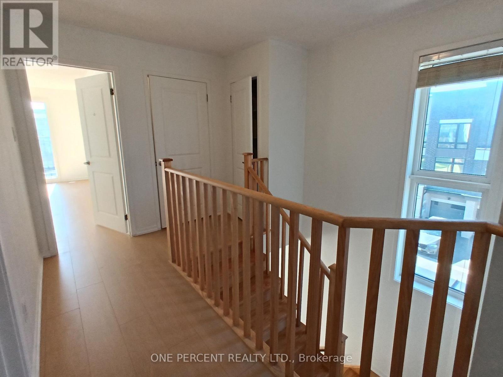 743 STANSTEAD PATH - 23