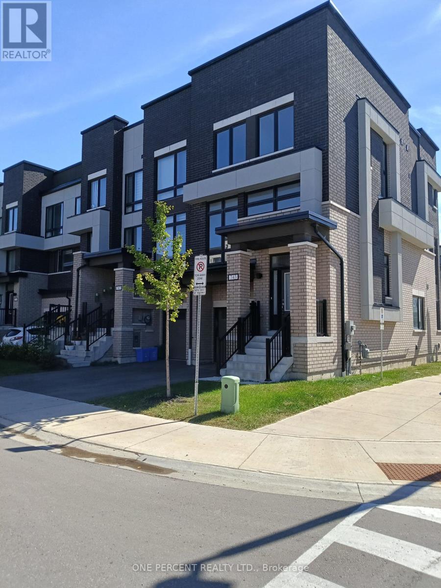743 STANSTEAD PATH - 38