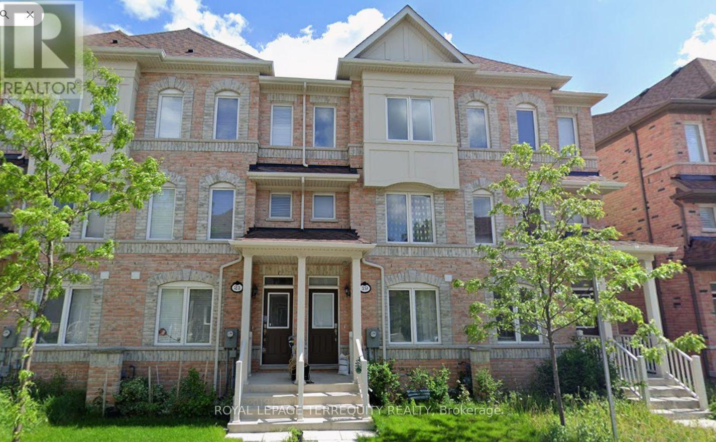 MAIN - 19 DE JONG STREET, Toronto (Dorset Park)