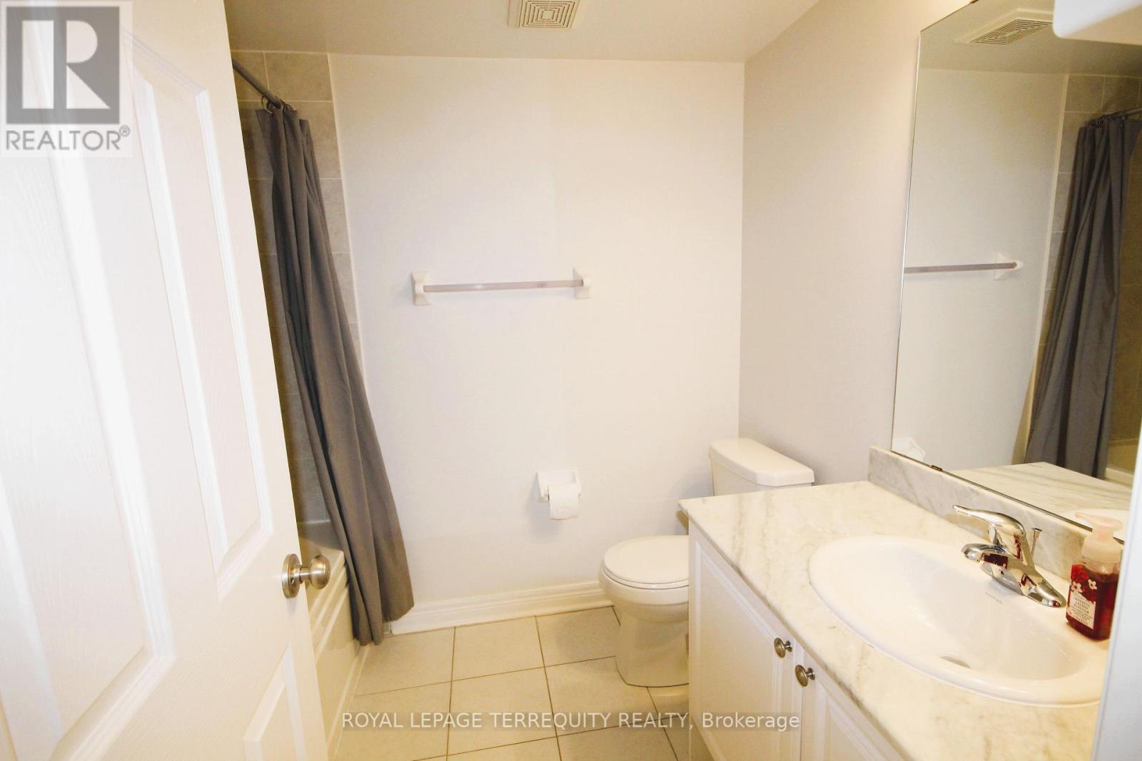 MAIN - 19 DE JONG STREET, Toronto (Dorset Park) — photo 10