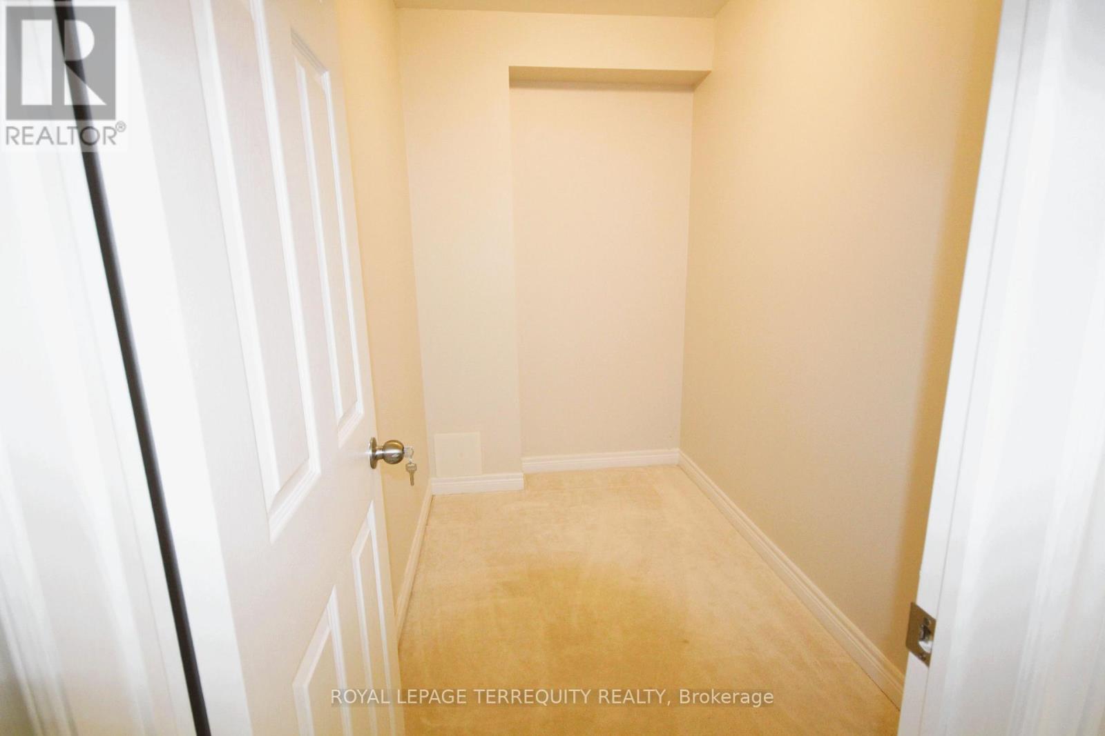 MAIN - 19 DE JONG STREET, Toronto (Dorset Park) — photo 11