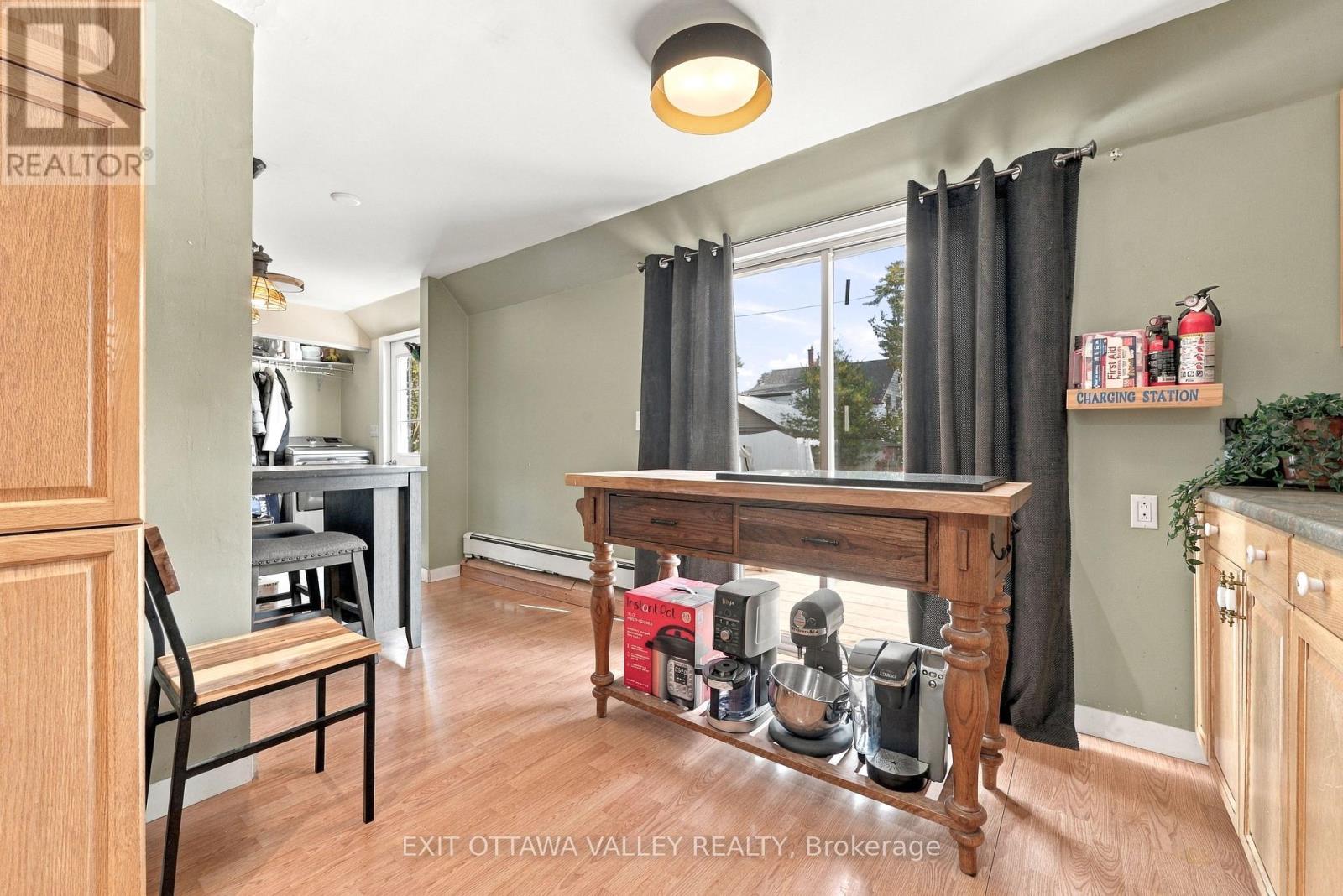 15 TROYES STREET, Deep River — photo 11