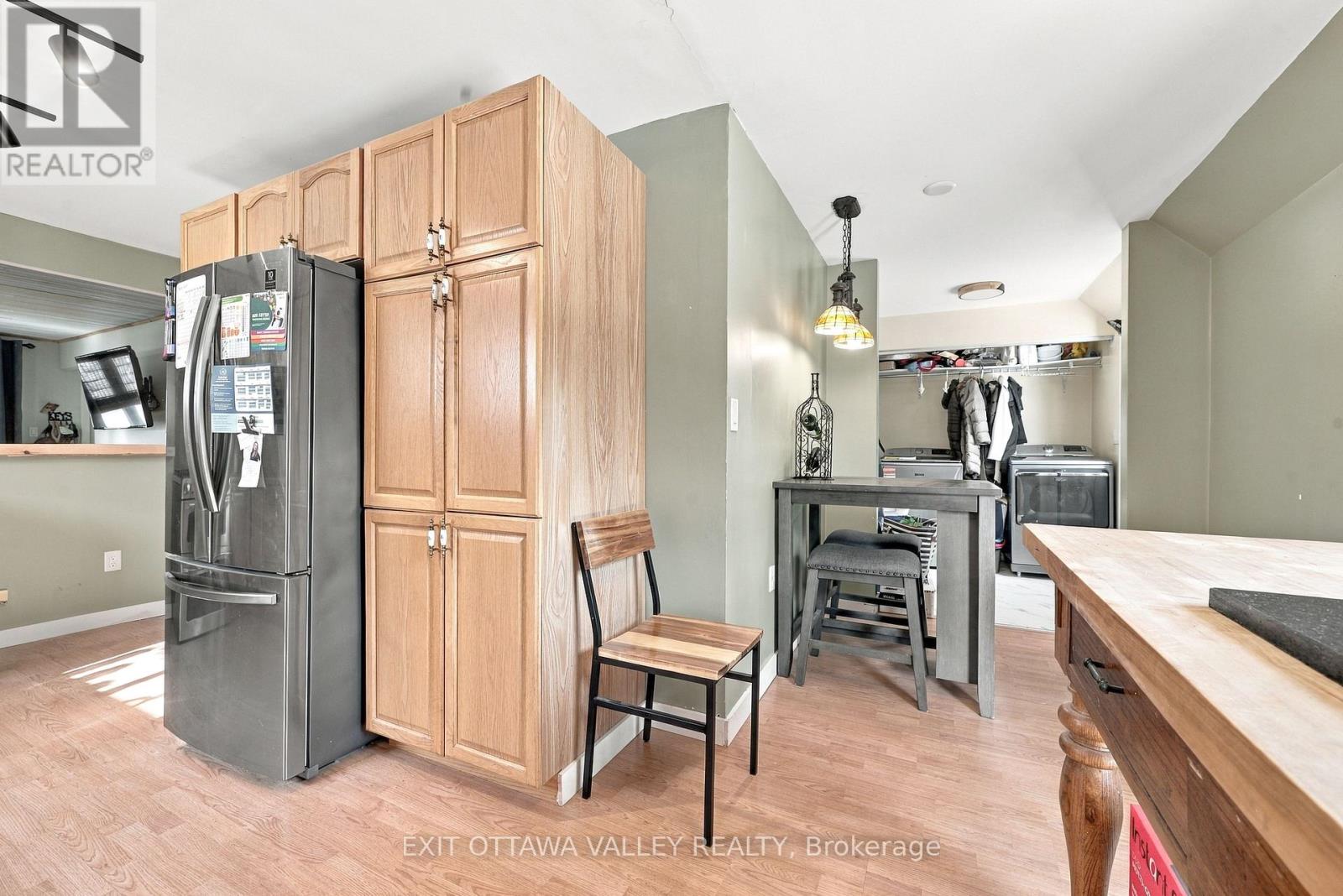 15 TROYES STREET, Deep River — photo 12