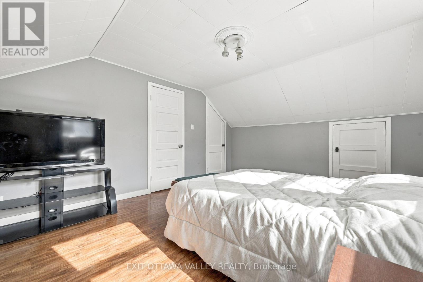 15 TROYES STREET - Image 21