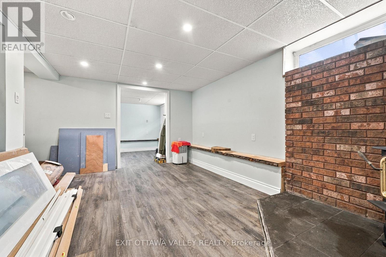 15 TROYES STREET - Image 27