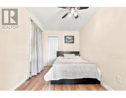 15 Troyes Street, Deep River, ON K0J1P0 Photo 17