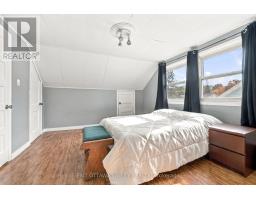 15 Troyes Street, Deep River, ON K0J1P0 Photo 23