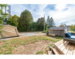15 Troyes Street, Deep River, ON K0J1P0 Photo 40