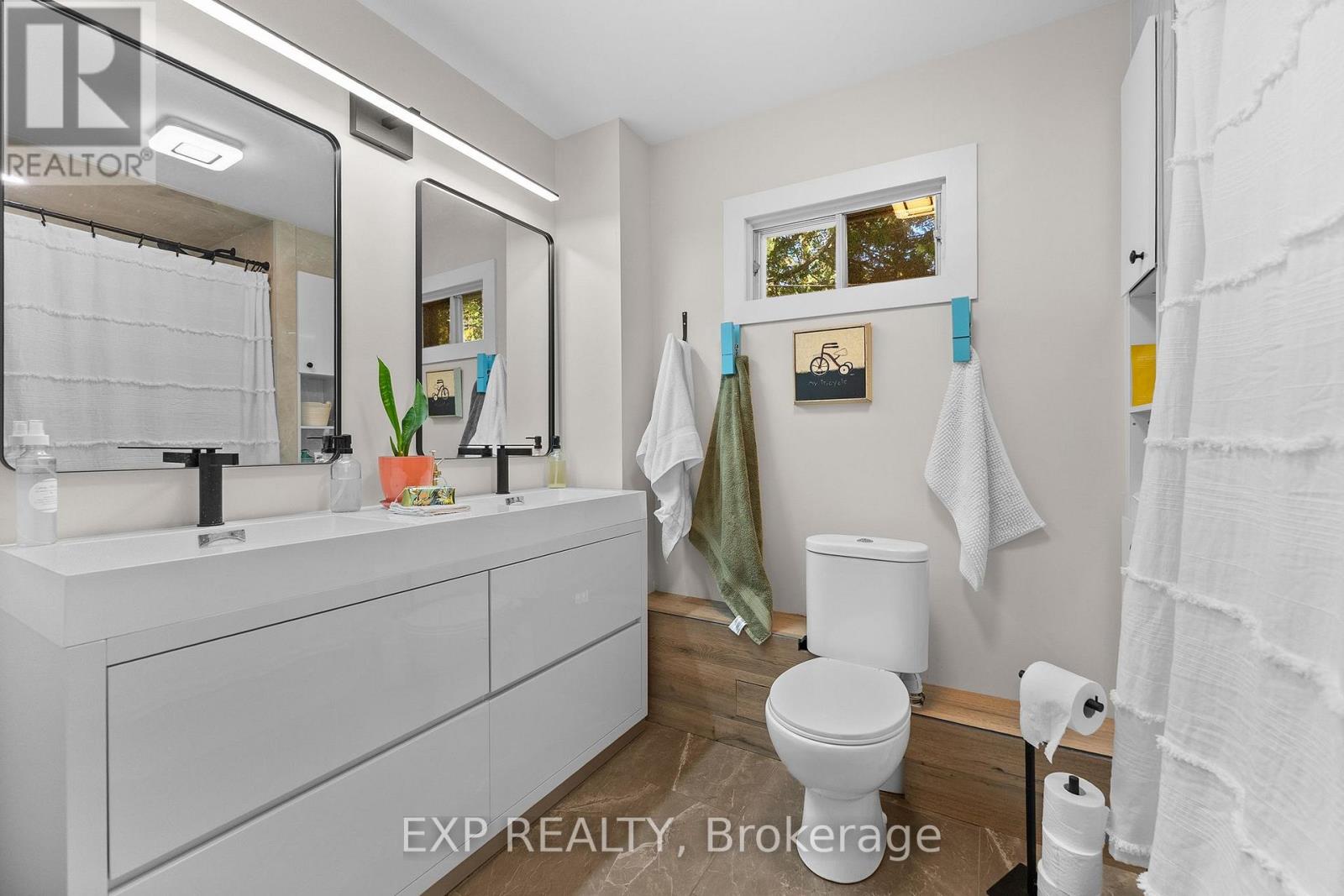 42195 COMBERMERE ROAD - Image 27