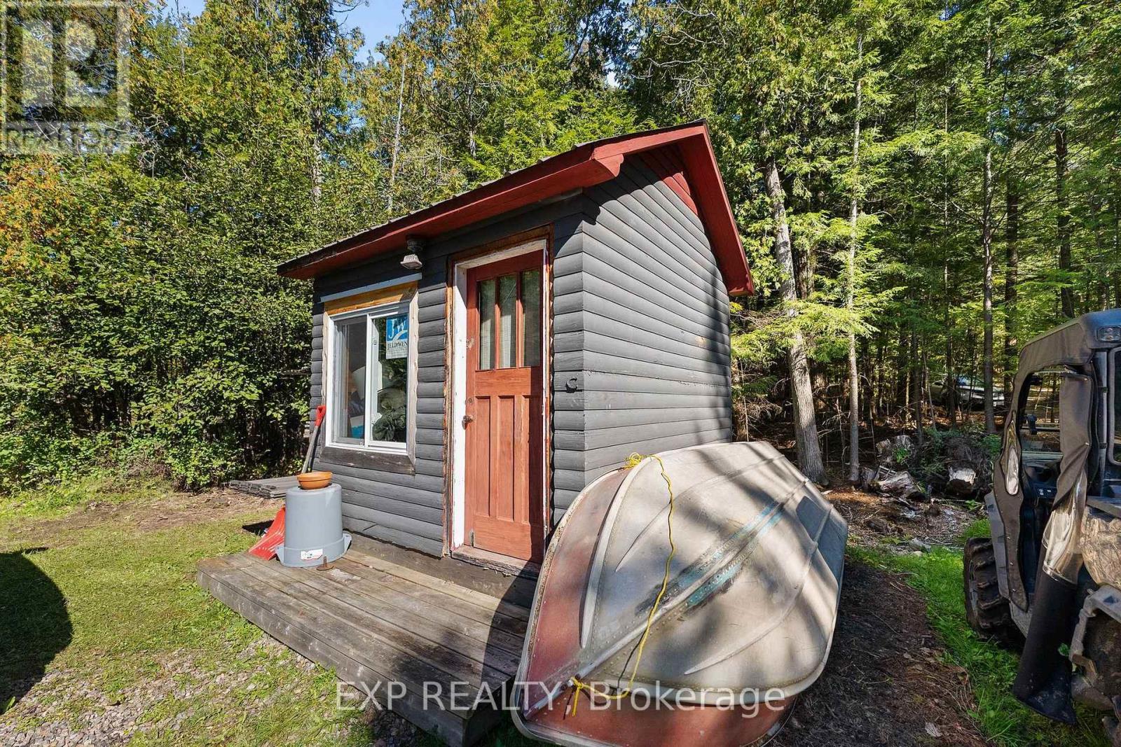 42195 COMBERMERE ROAD - Image 44