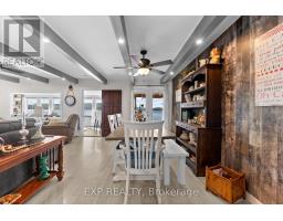 Foyer - 42195 Combermere Road, Madawaska Valley, ON K0J1B0 Photo 14