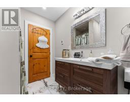 42195 Combermere Road, Madawaska Valley, ON K0J1B0 Photo 29