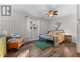42195 Combermere Road, Madawaska Valley, ON K0J1B0 Photo 32