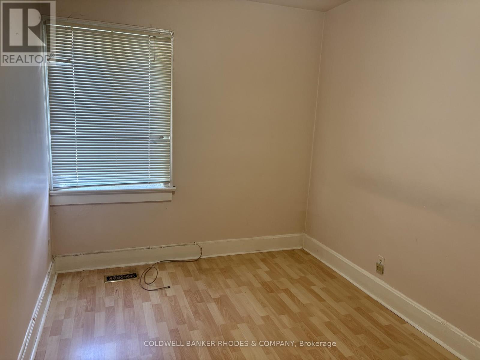 149 SWEETLAND AVENUE - 12
