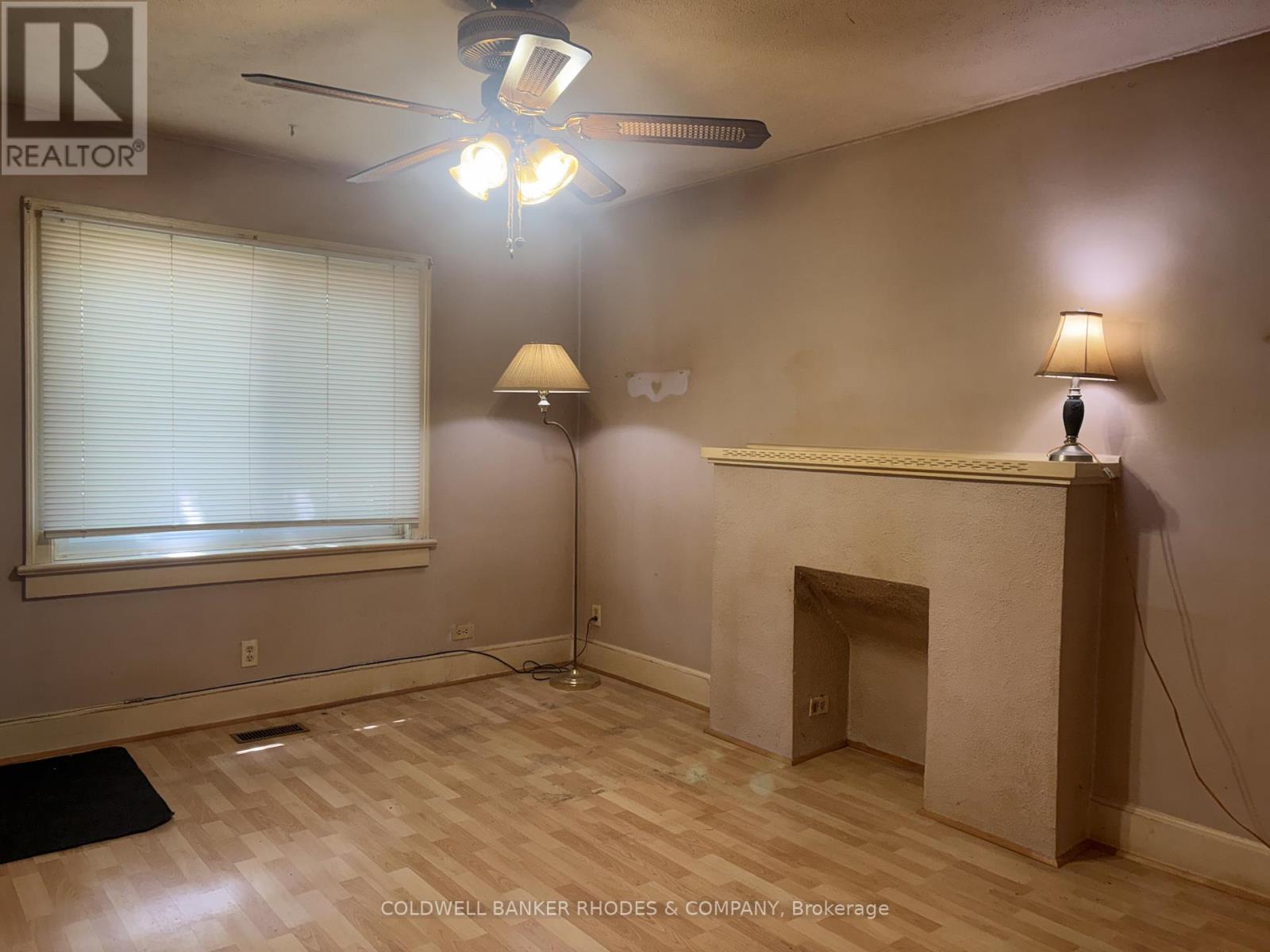 149 SWEETLAND AVENUE - 7