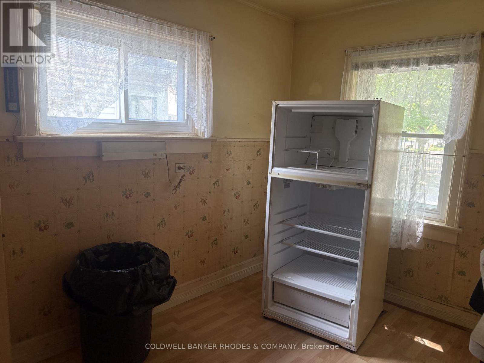 149 SWEETLAND AVENUE - 9