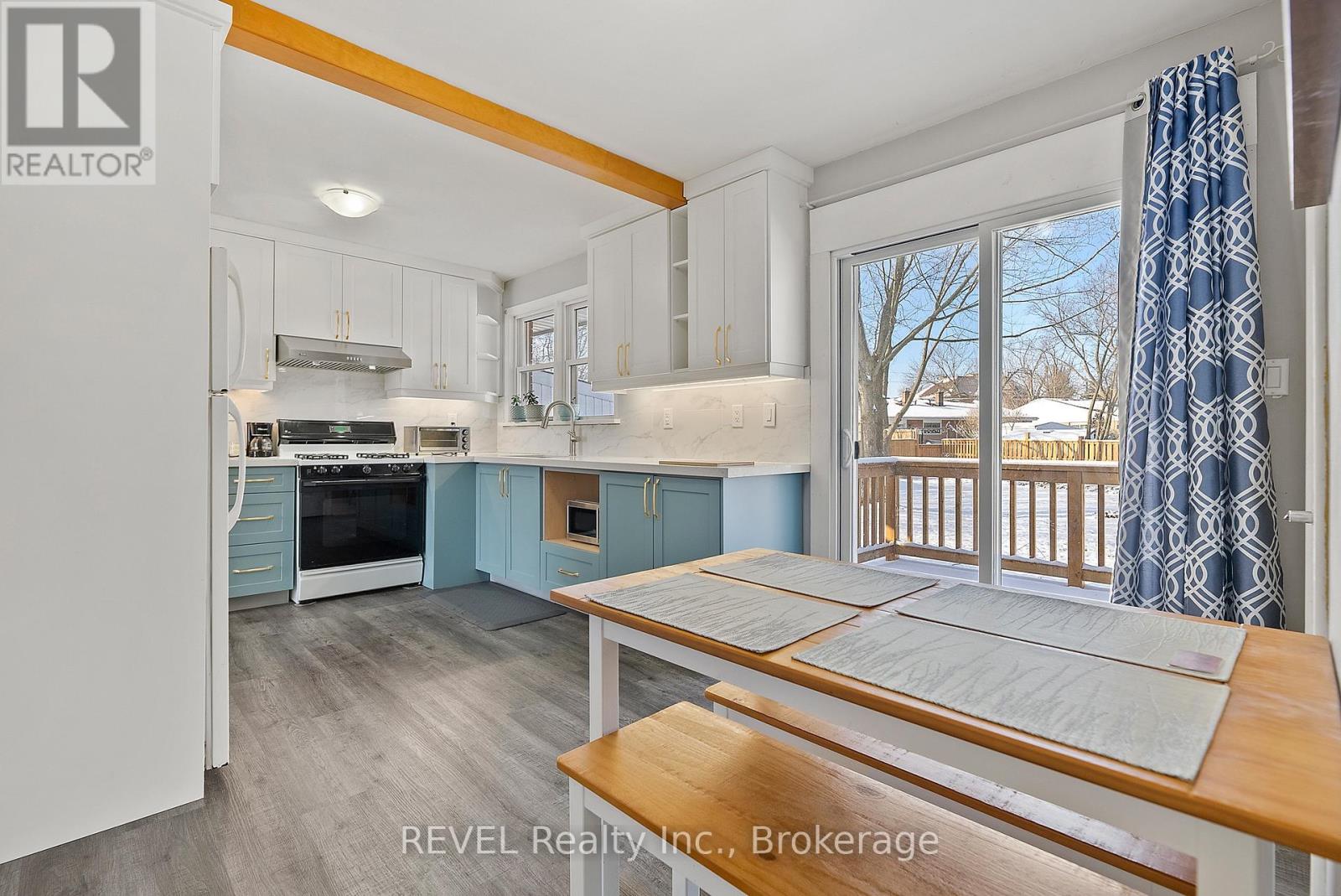 UPPER UNIT - 8327 PARKWAY DRIVE, Niagara Falls (Chippawa) — photo 10