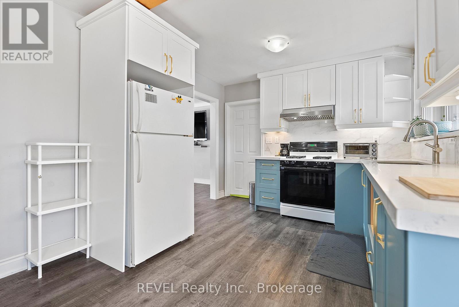 UPPER UNIT - 8327 PARKWAY DRIVE, Niagara Falls (Chippawa) — photo 12