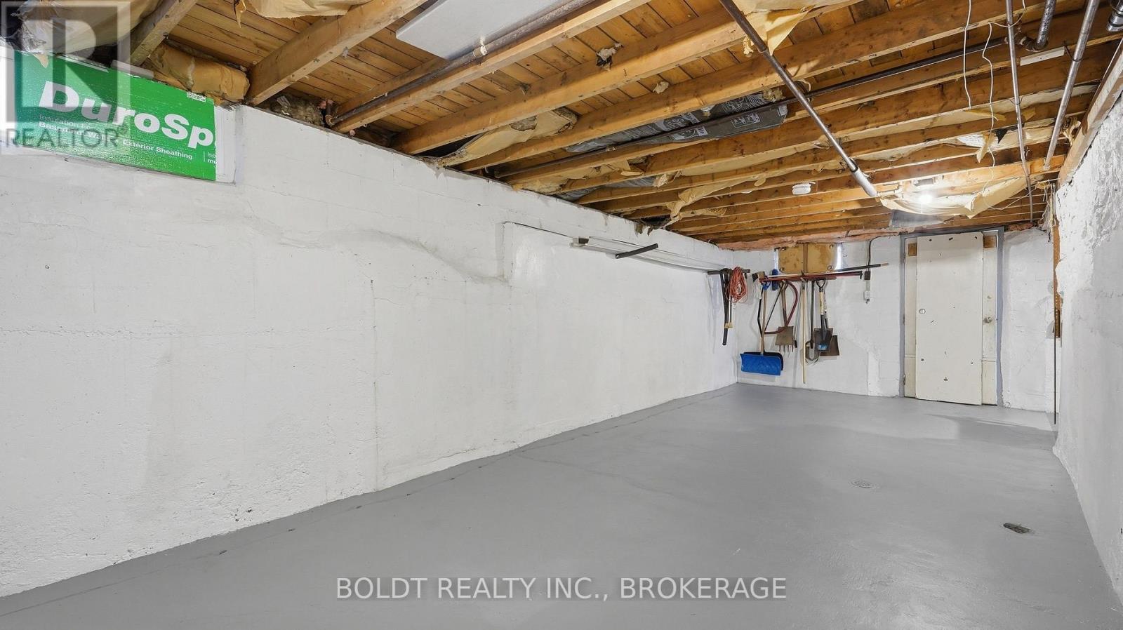 28 CHAPEL STREET S - Image 37