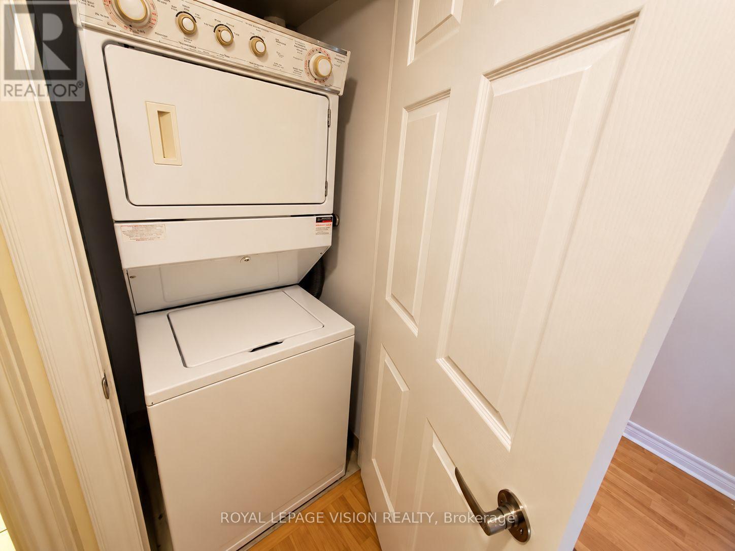 327 - 33 COX BOULEVARD, Markham (Unionville) — photo 7