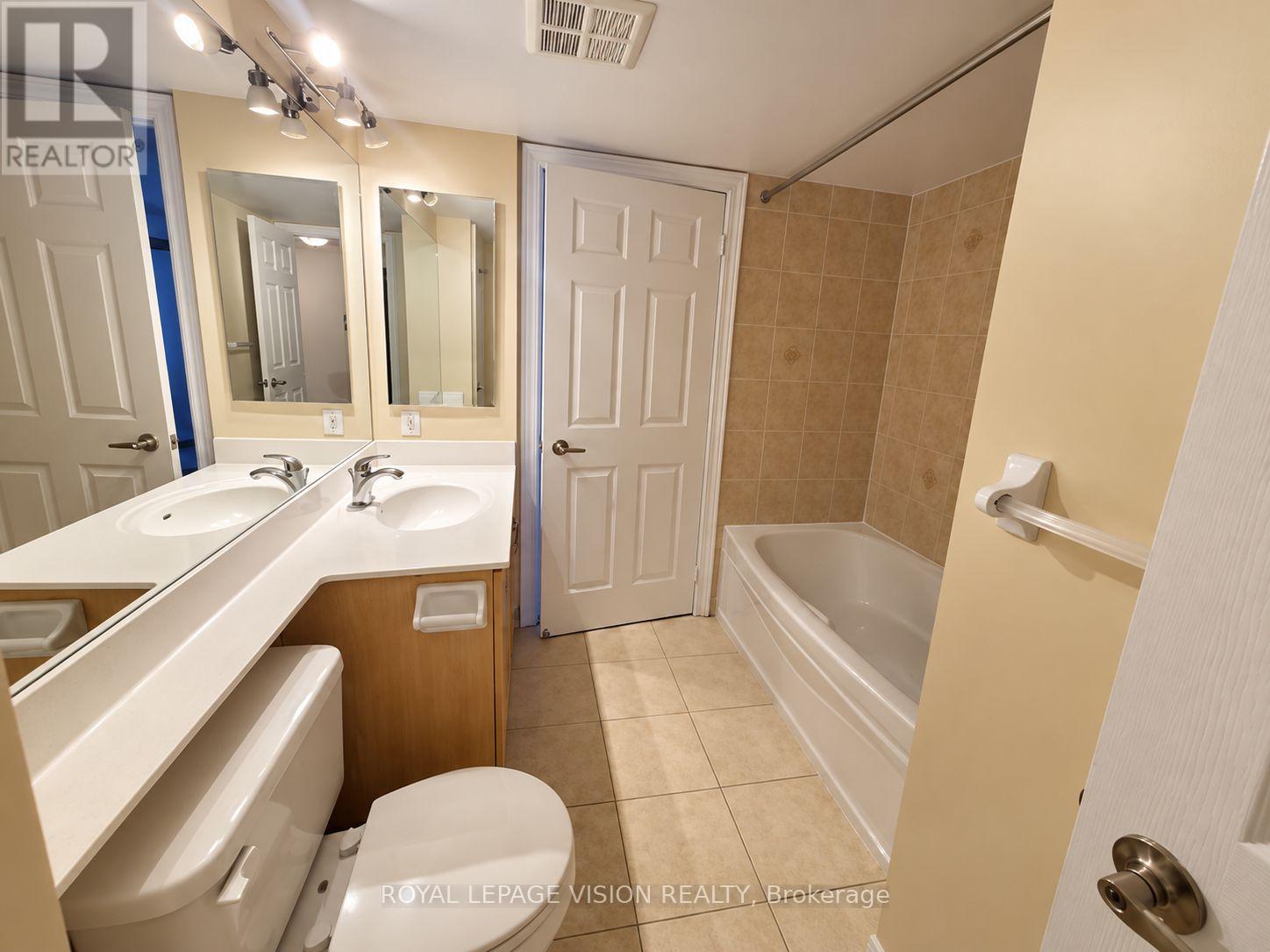 327 - 33 COX BOULEVARD, Markham (Unionville) — photo 8