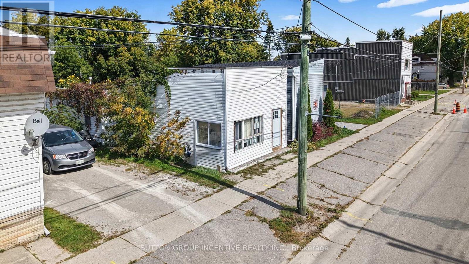 366 TALBOT STREET - 33