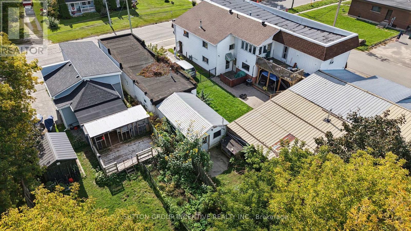 366 TALBOT STREET - 37