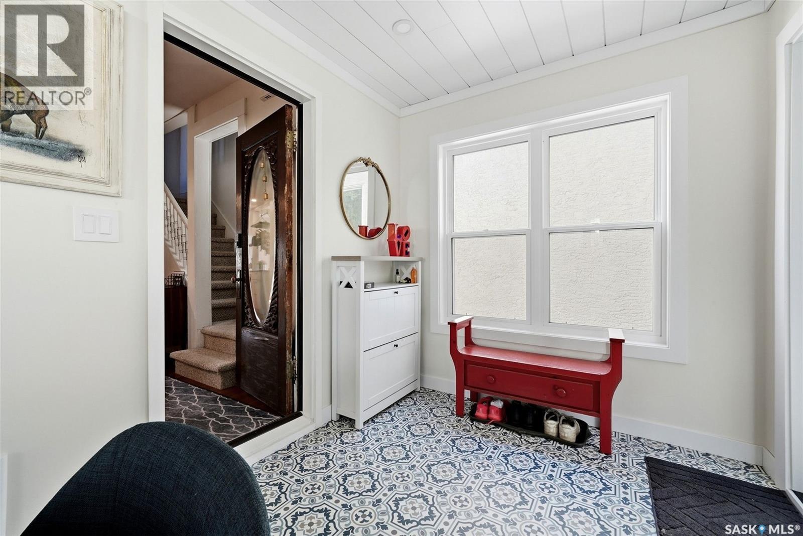 3925 Victoria AVENUE, Regina — photo 5