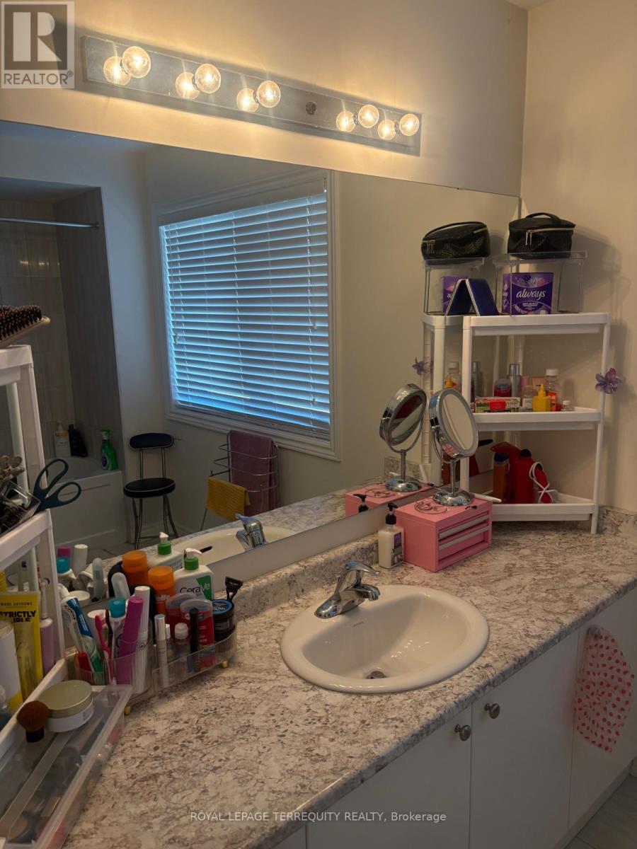 1101 SKYRIDGE BOULEVARD, Pickering — photo 12